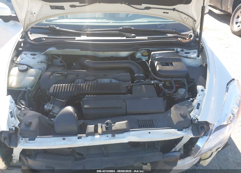 2011 VOLVO C70 VIN: YV1672MC2BJ116703