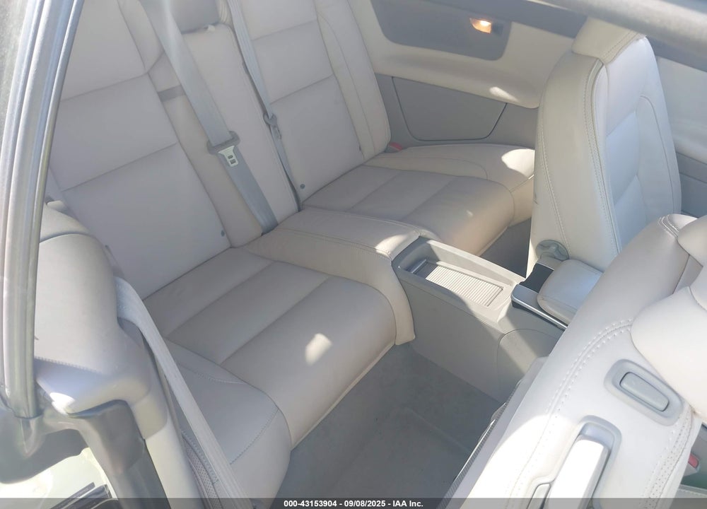 2011 VOLVO C70 VIN: YV1672MC2BJ116703