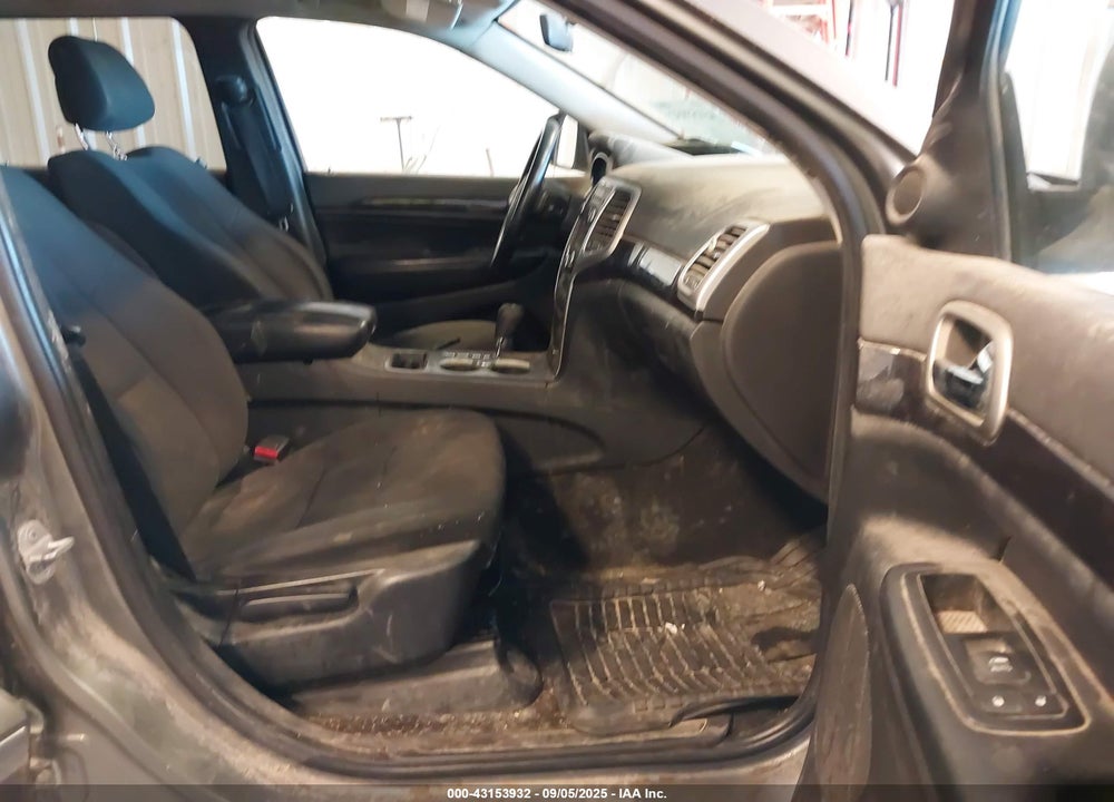 2012 JEEP GRAND CHEROKEE VIN: 1C4RJFAG3CC214762
