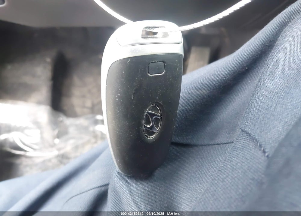 2023 HYUNDAI TUCSON HYBRID VIN: KM8JBCA13PU097992