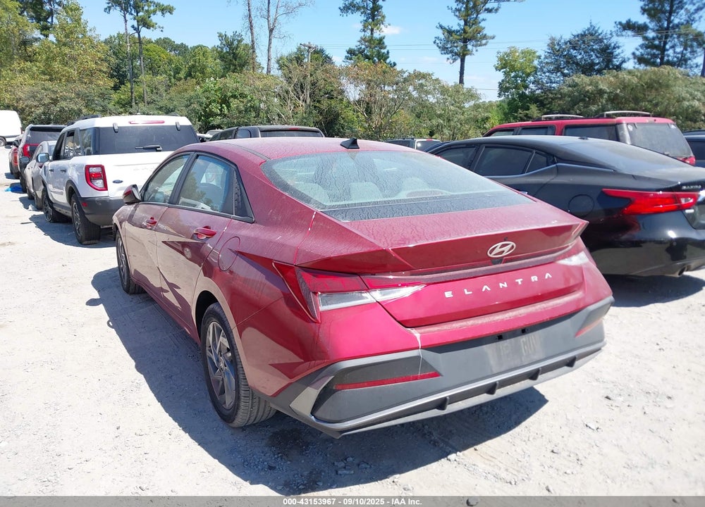 2024 HYUNDAI ELANTRA VIN: KMHLM4DG7RU673482