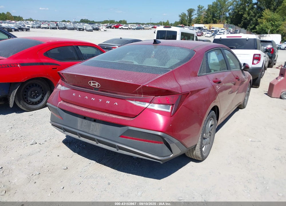 2024 HYUNDAI ELANTRA VIN: KMHLM4DG7RU673482