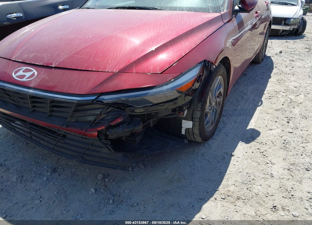 2024 HYUNDAI ELANTRA VIN: KMHLM4DG7RU673482