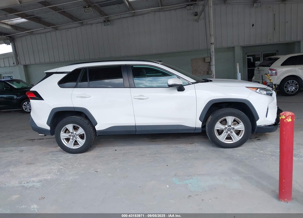 2021 TOYOTA RAV4 VIN: 2T3W1RFV0MC086086