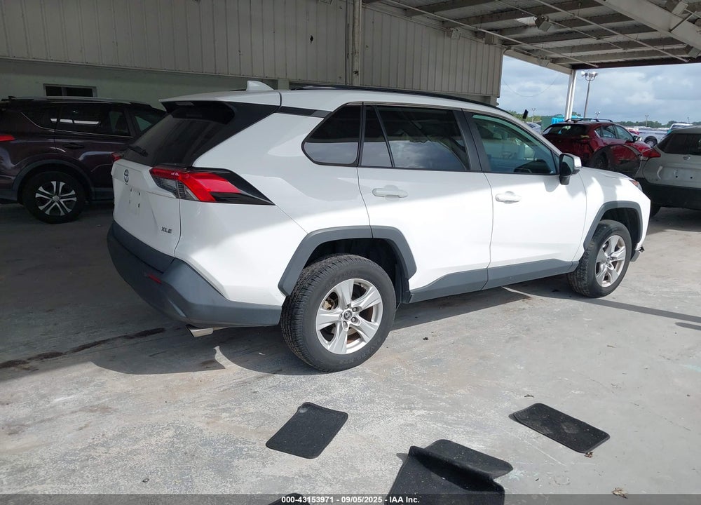 2021 TOYOTA RAV4 VIN: 2T3W1RFV0MC086086