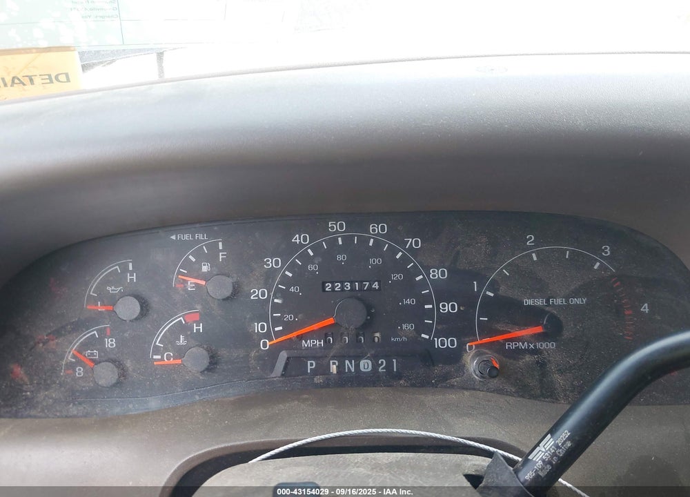 2000 FORD F-350 LARIAT/XL/XLT VIN: 1FTWW32F2YEB33837