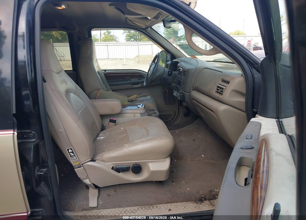 2000 FORD F-350 LARIAT/XL/XLT VIN: 1FTWW32F2YEB33837