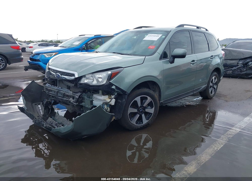 2018 SUBARU FORESTER VIN: JF2SJAGC6JH411578