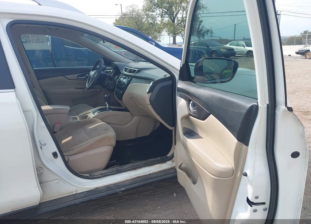 2016 NISSAN ROGUE VIN: JN8AT2MT4GW004804
