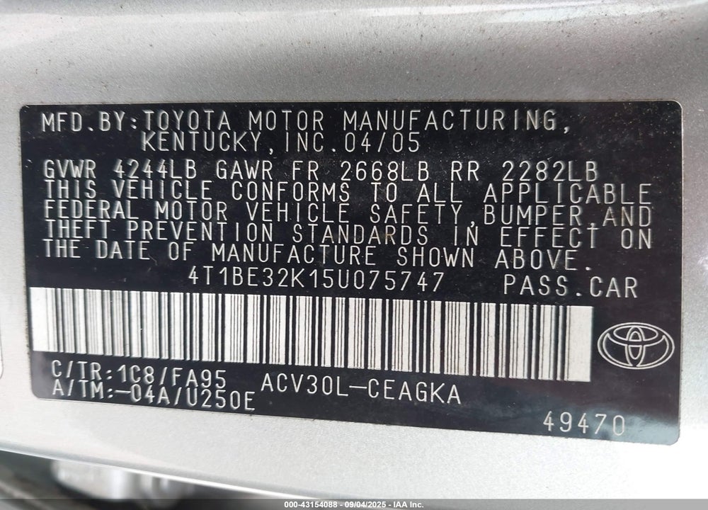 2005 TOYOTA CAMRY XLE VIN: 4T1BE32K15U075747