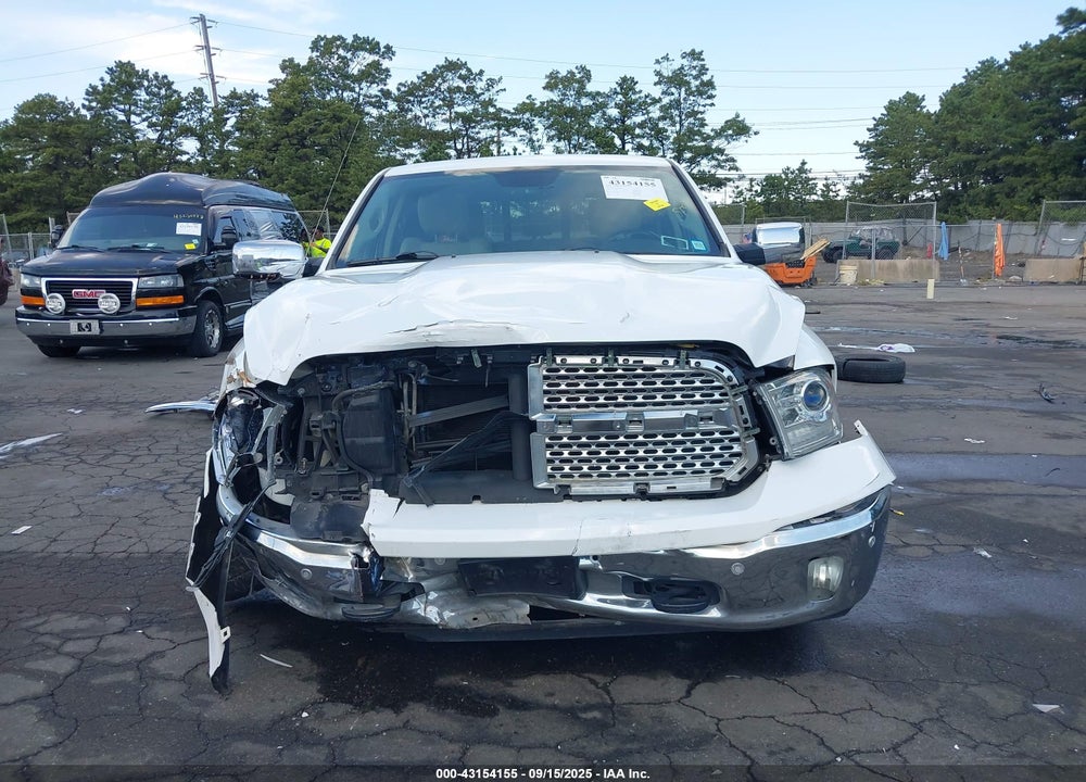 2015 RAM 1500 VIN: 1C6RR7NT1FS597527