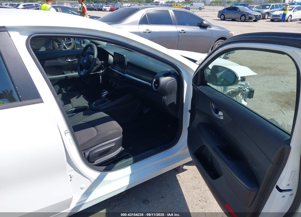 2021 KIA FORTE FE VIN: 3KPF24AD7ME276850