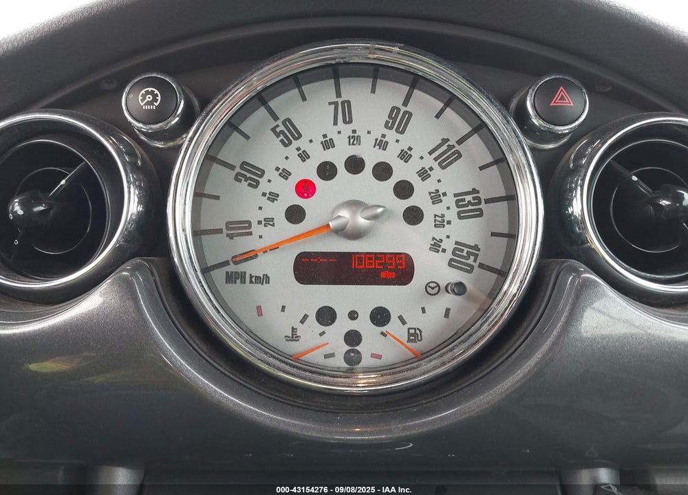 2007 MINI COOPER VIN: WMWRH33527TJ44941