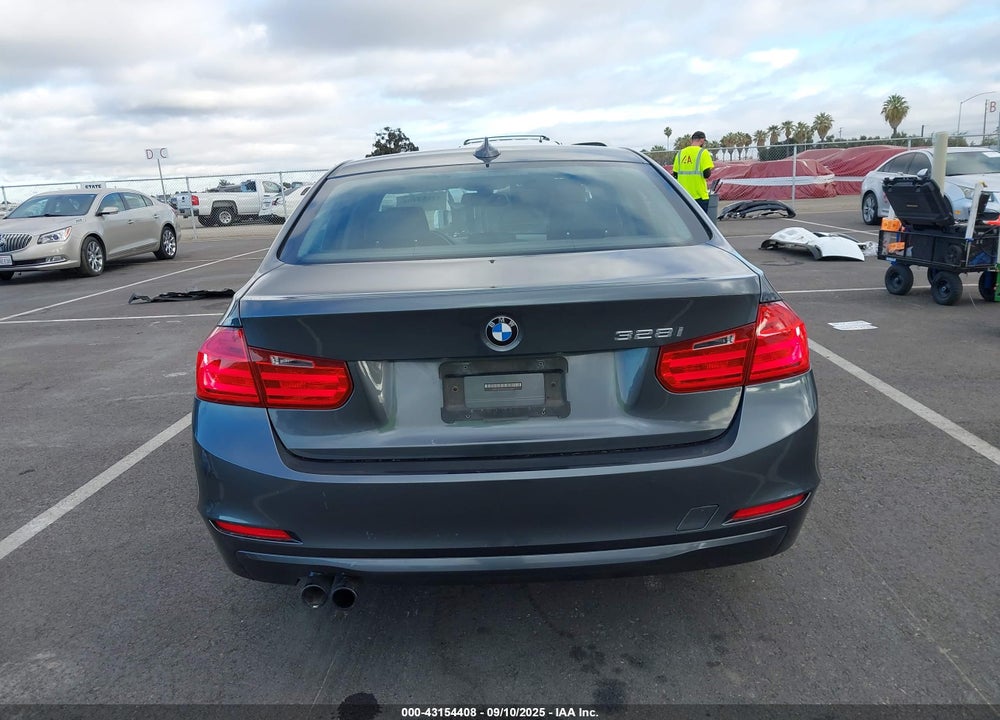 2012 BMW 3 SERIES VIN: WBA3A5G5XCNP15364