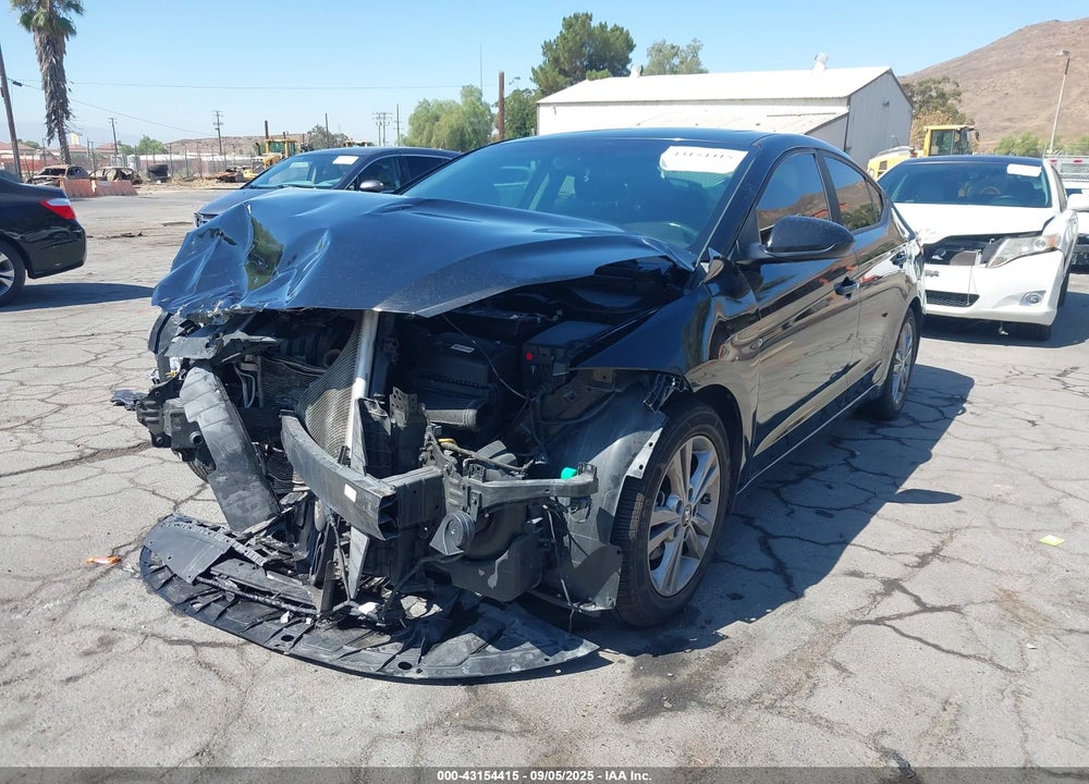 2017 HYUNDAI ELANTRA VIN: KMHD84LF7HU407265