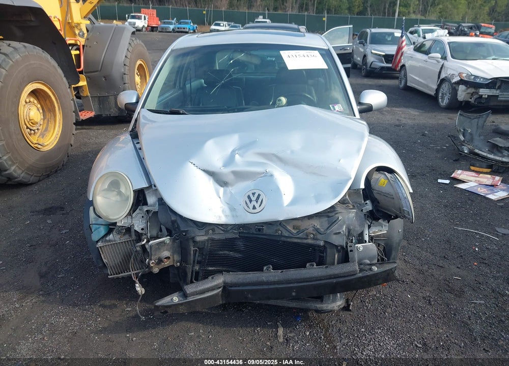 2002 VOLKSWAGEN NEW BEETLE SPORT VIN: 3VWED21CX2M449780