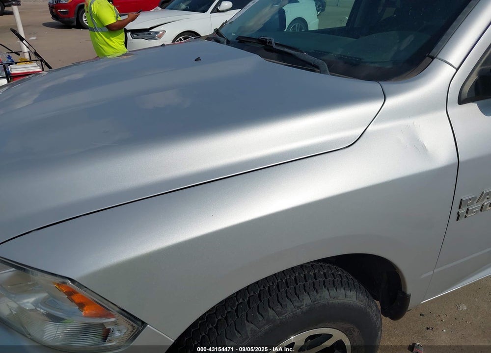 2017 RAM 1500 SLT 4X2 6'4 BOX VIN: 1C6RR6GG9HS804274