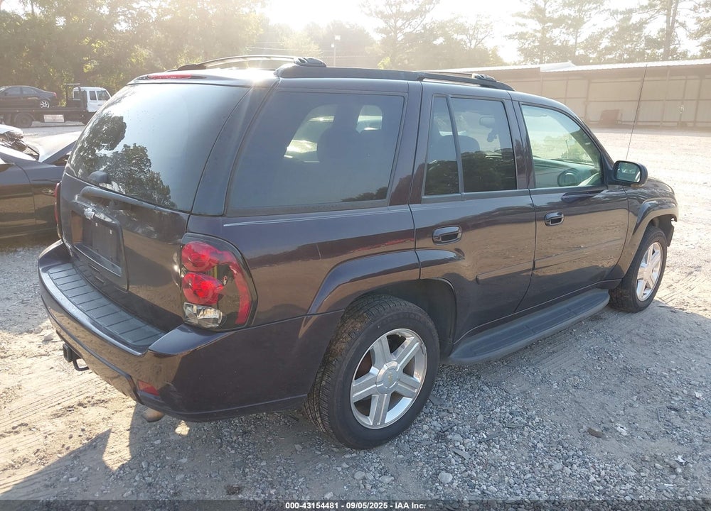 2008 CHEVROLET TRAILBLAZER LT VIN: 1GNDS13S682235427
