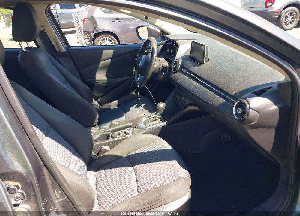 2017 TOYOTA YARIS VIN: 3MYDLBYVXHY182281