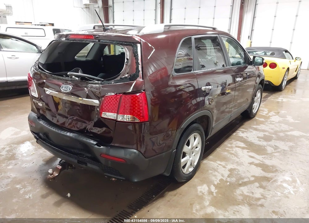 2013 KIA SORENTO VIN: 5XYKT4A66DG383839