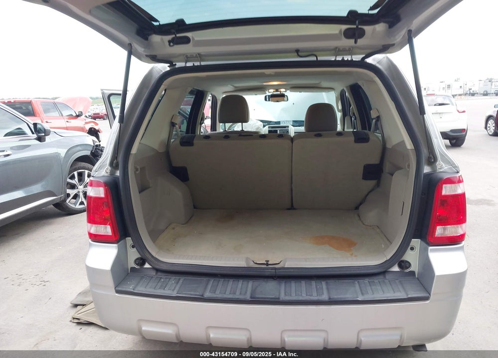 2010 FORD ESCAPE VIN: 1FMCU0D7XAKC17338