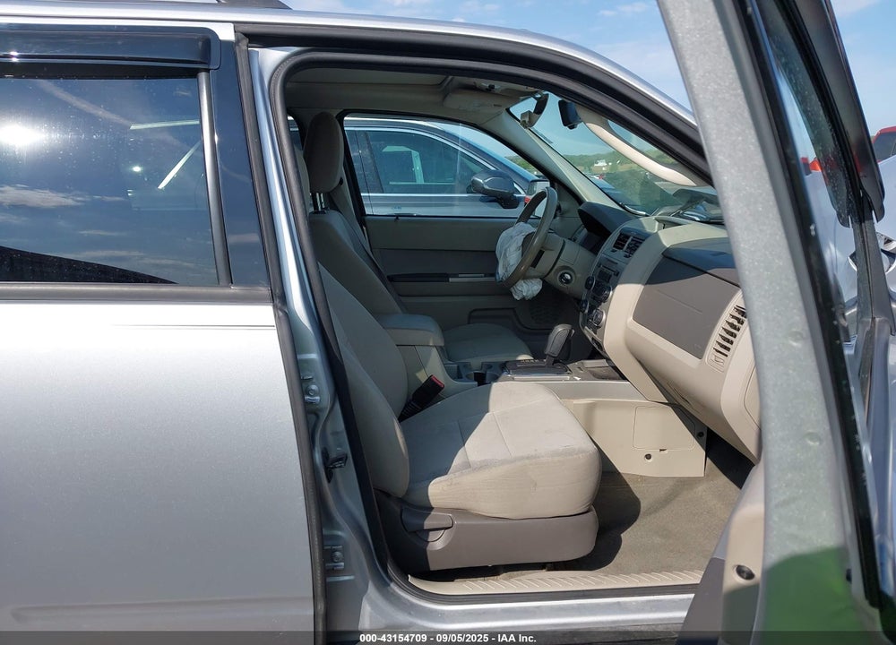 2010 FORD ESCAPE VIN: 1FMCU0D7XAKC17338