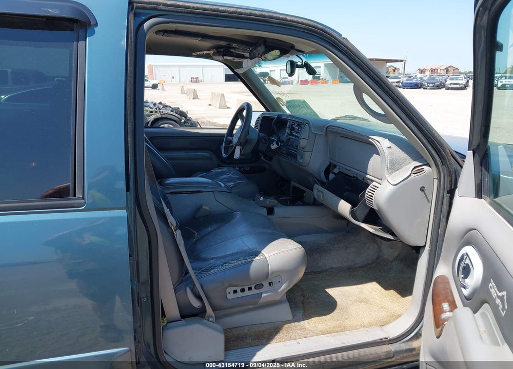 1999 GMC YUKON DENALI VIN: 1GKEK13R3XR918061