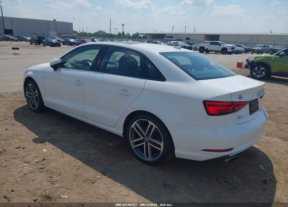 2017 AUDI A3 VIN: WAUAUGFF5H1058072
