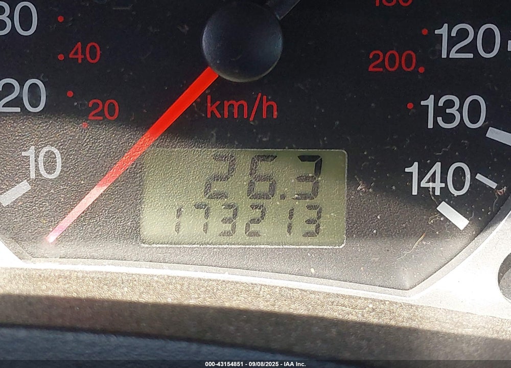 2005 FORD FOCUS ZX4 VIN: 1FAFP38Z35W110786