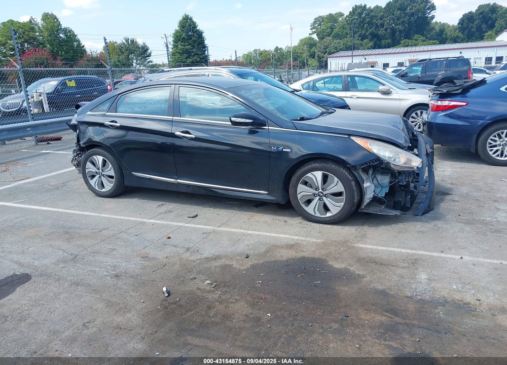2015 HYUNDAI SONATA HYBRID LIMITED VIN: KMHEC4A42FA119222
