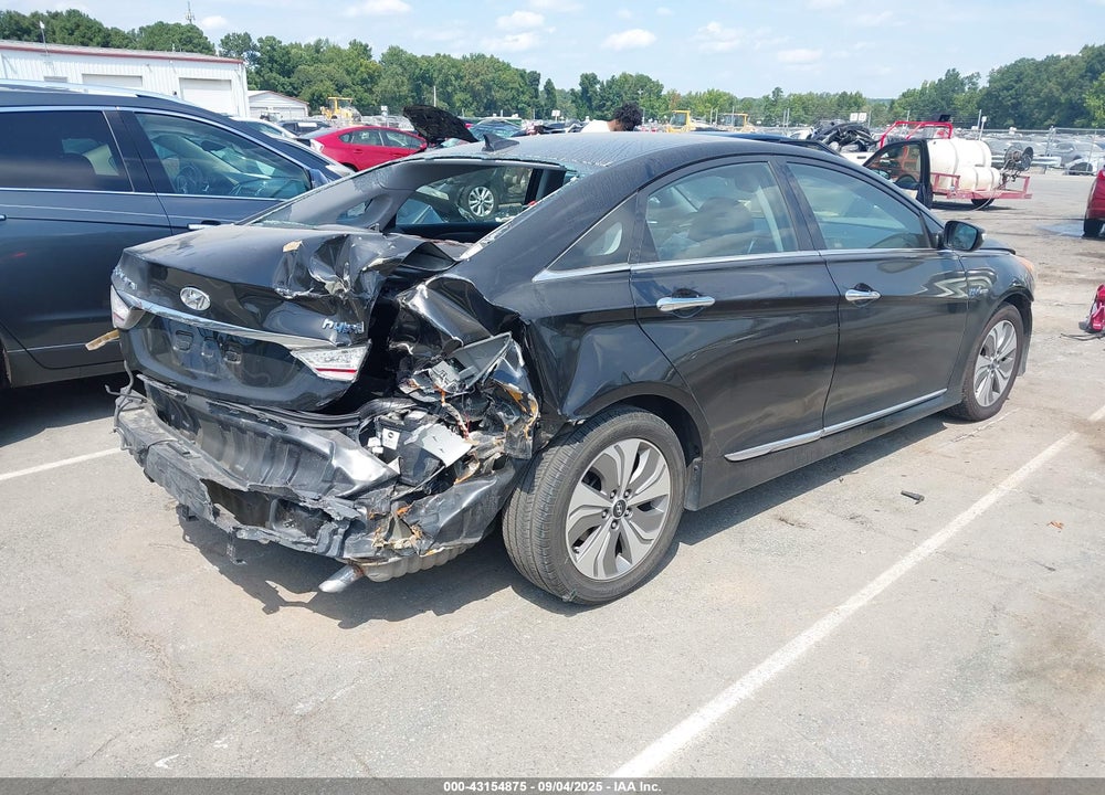 2015 HYUNDAI SONATA HYBRID LIMITED VIN: KMHEC4A42FA119222