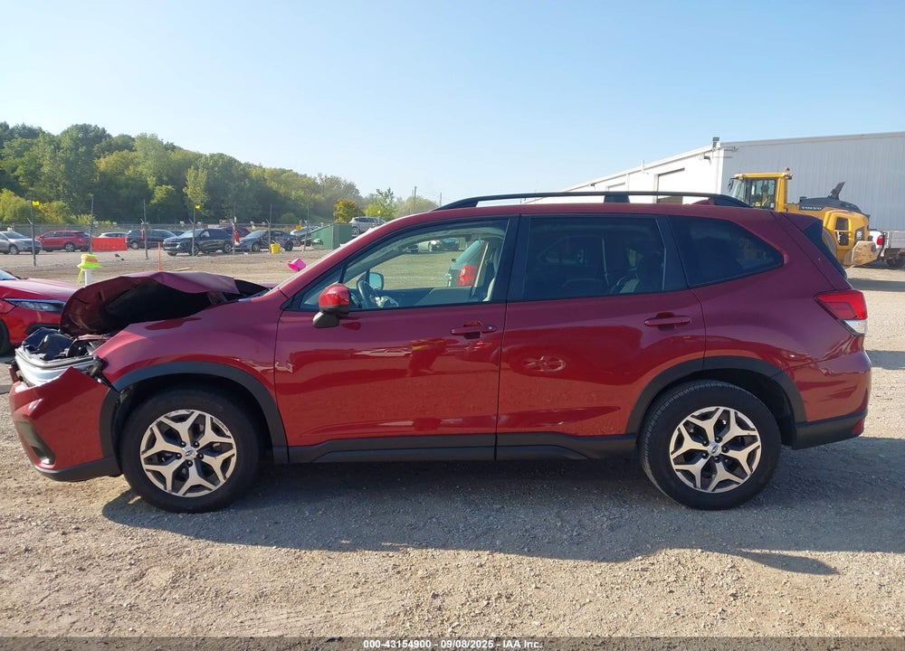 2021 SUBARU FORESTER VIN: JF2SKAJC0MH469485