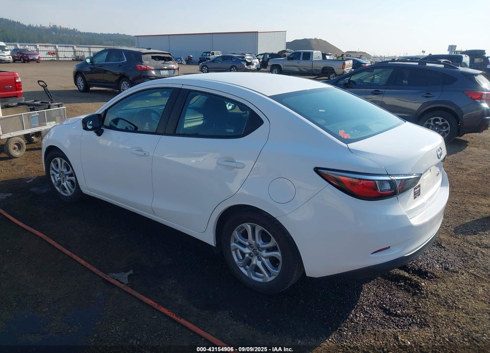 2016 SCION IA VIN: 3MYDLBZV1GY117574