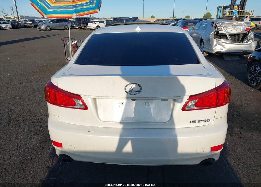 2009 LEXUS IS 250 VIN: JTHBK262295095165