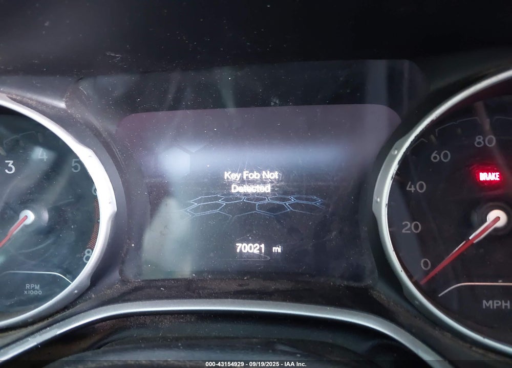 2019 JEEP COMPASS SPORT FWD VIN: 3C4NJCAB8KT636983