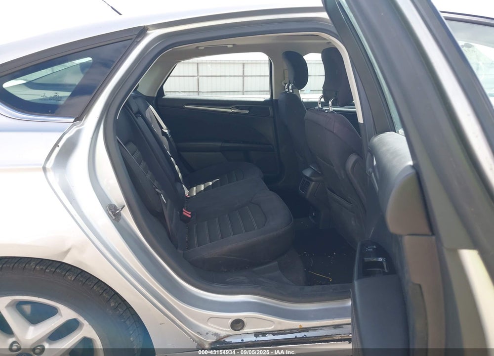 2013 FORD FUSION SE VIN: 3FA6P0H74DR177508