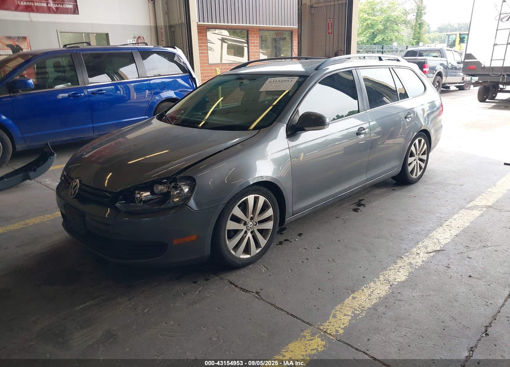 2010 VOLKSWAGEN JETTA VIN: 3VWMZ7AJ7AM659003