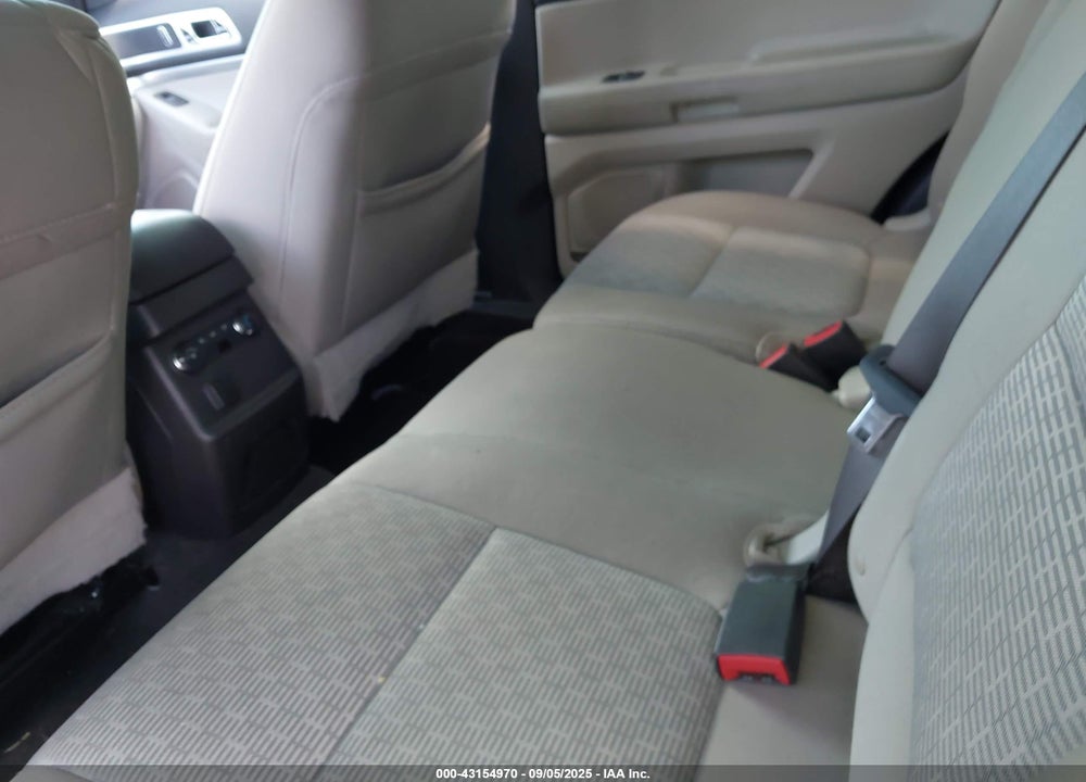 2015 FORD EXPLORER VIN: 1FM5K7D82FGB55623