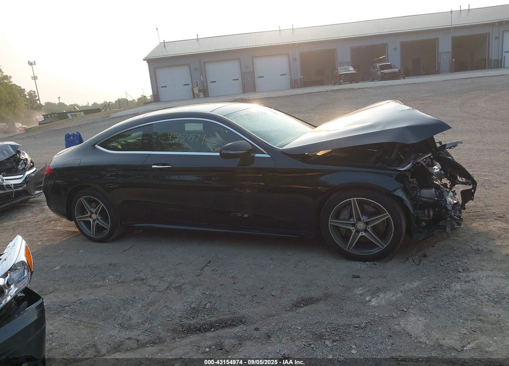 2017 MERCEDES-BENZ C CLASS VIN: WDDWJ4KB1HF373575
