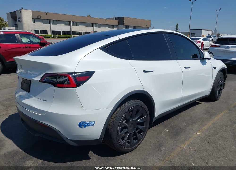 2021 TESLA MODEL Y VIN: 5YJYGDEE1MF076974