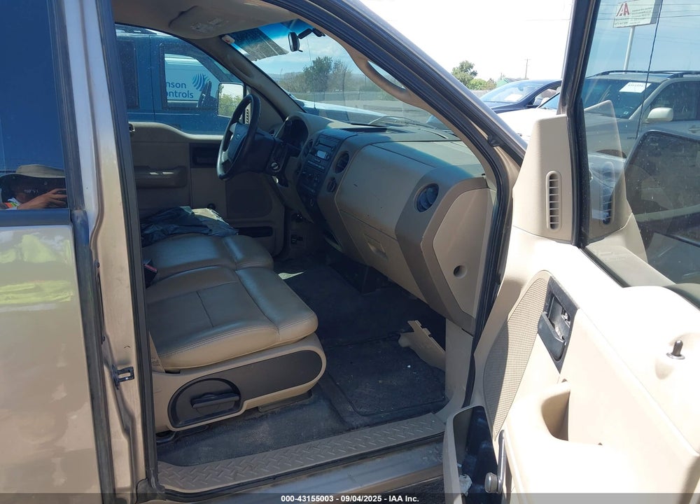 2005 FORD F-150 XL/XLT VIN: 1FTRF12595NA15823