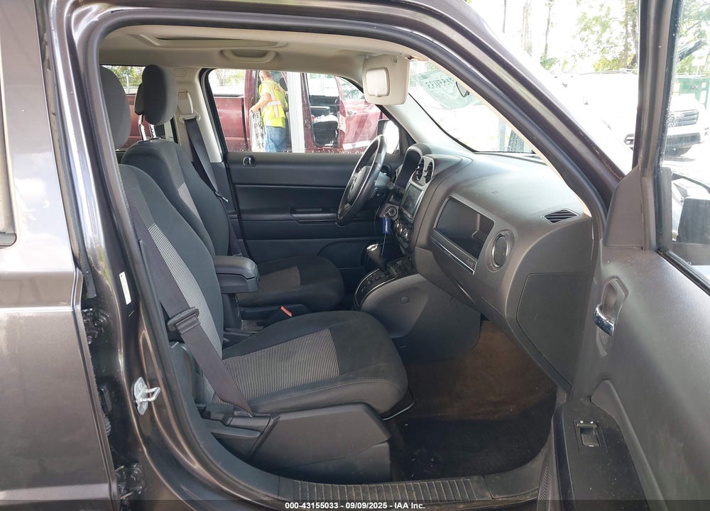 2014 JEEP PATRIOT LATITUDE VIN: 1C4NJPFB8ED850978