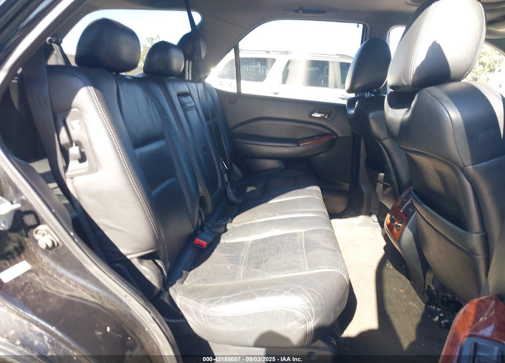 2004 ACURA MDX VIN: 2HNYD18904H535860