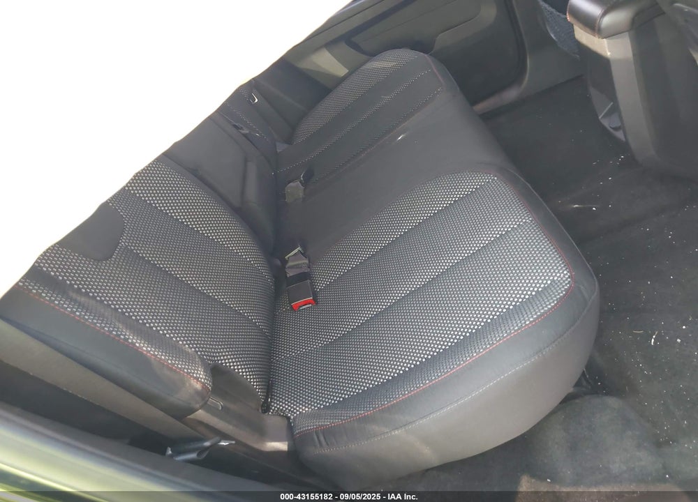 2015 CHEVROLET EQUINOX VIN: 2GNALBEK9F1171240