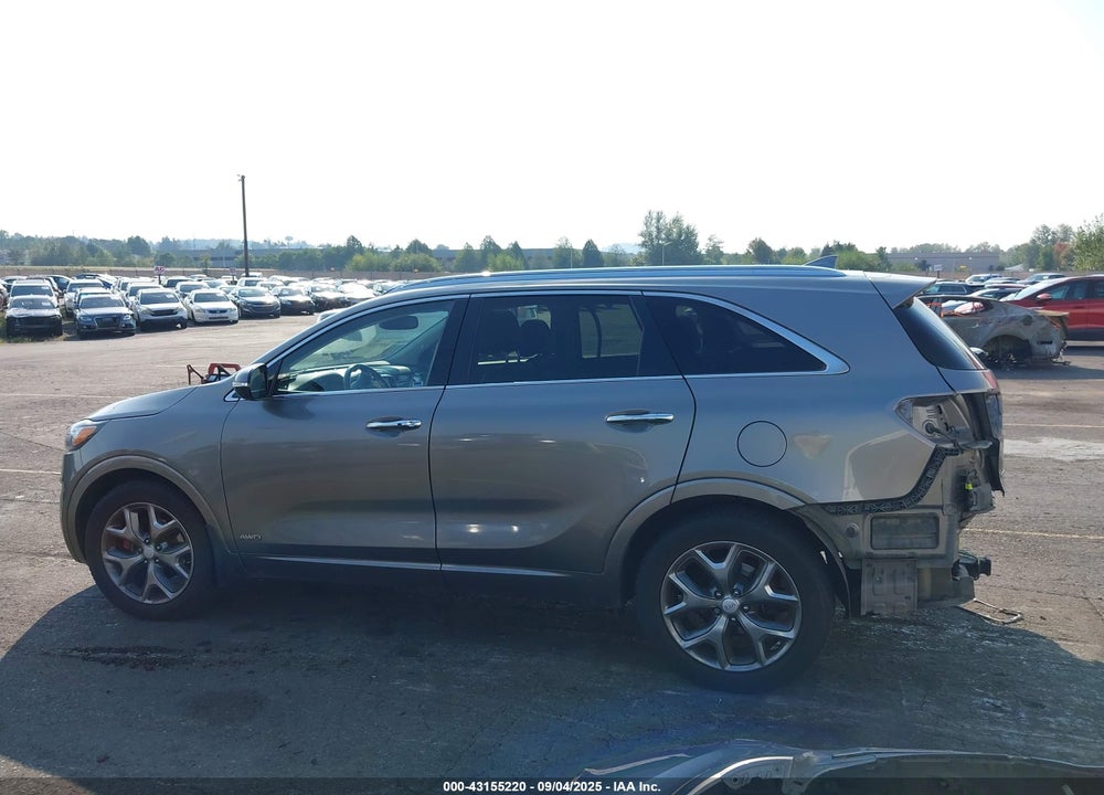 2016 KIA SORENTO 3.3L SX VIN: 5XYPKDA56GG087319