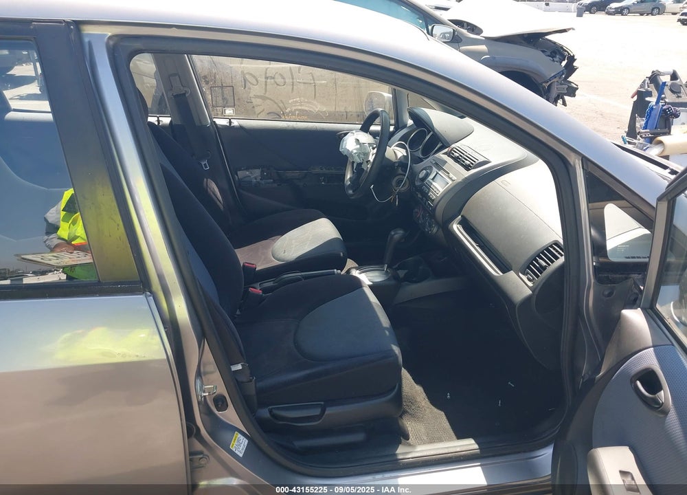 2008 HONDA FIT VIN: JHMGD38498S020323