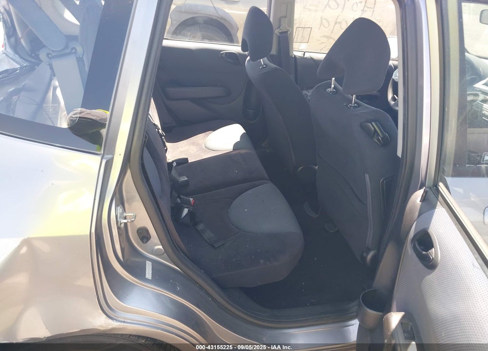 2008 HONDA FIT VIN: JHMGD38498S020323