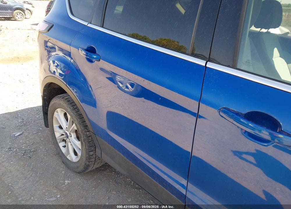 2017 FORD ESCAPE SE VIN: 1FMCU9GD6HUE50279