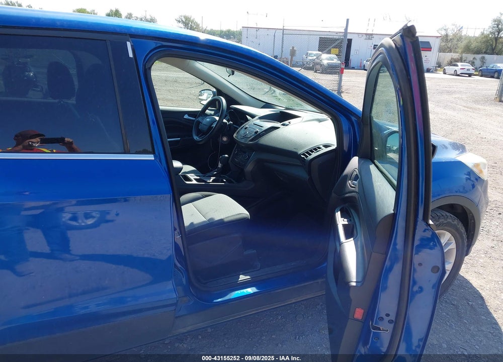 2017 FORD ESCAPE SE VIN: 1FMCU9GD6HUE50279