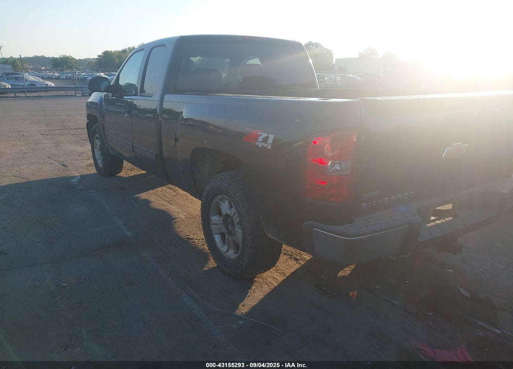 2011 CHEVROLET SILVERADO 1500 VIN: 1GCRKSE35BZ466084